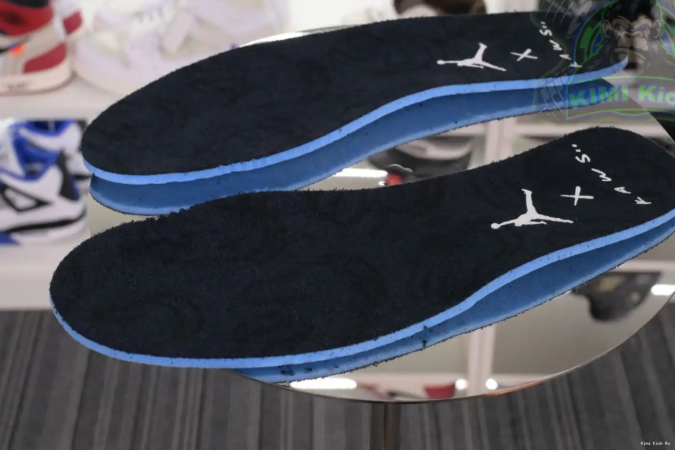 Jordan Kimikick kaws 4 Jordan black Air 0325